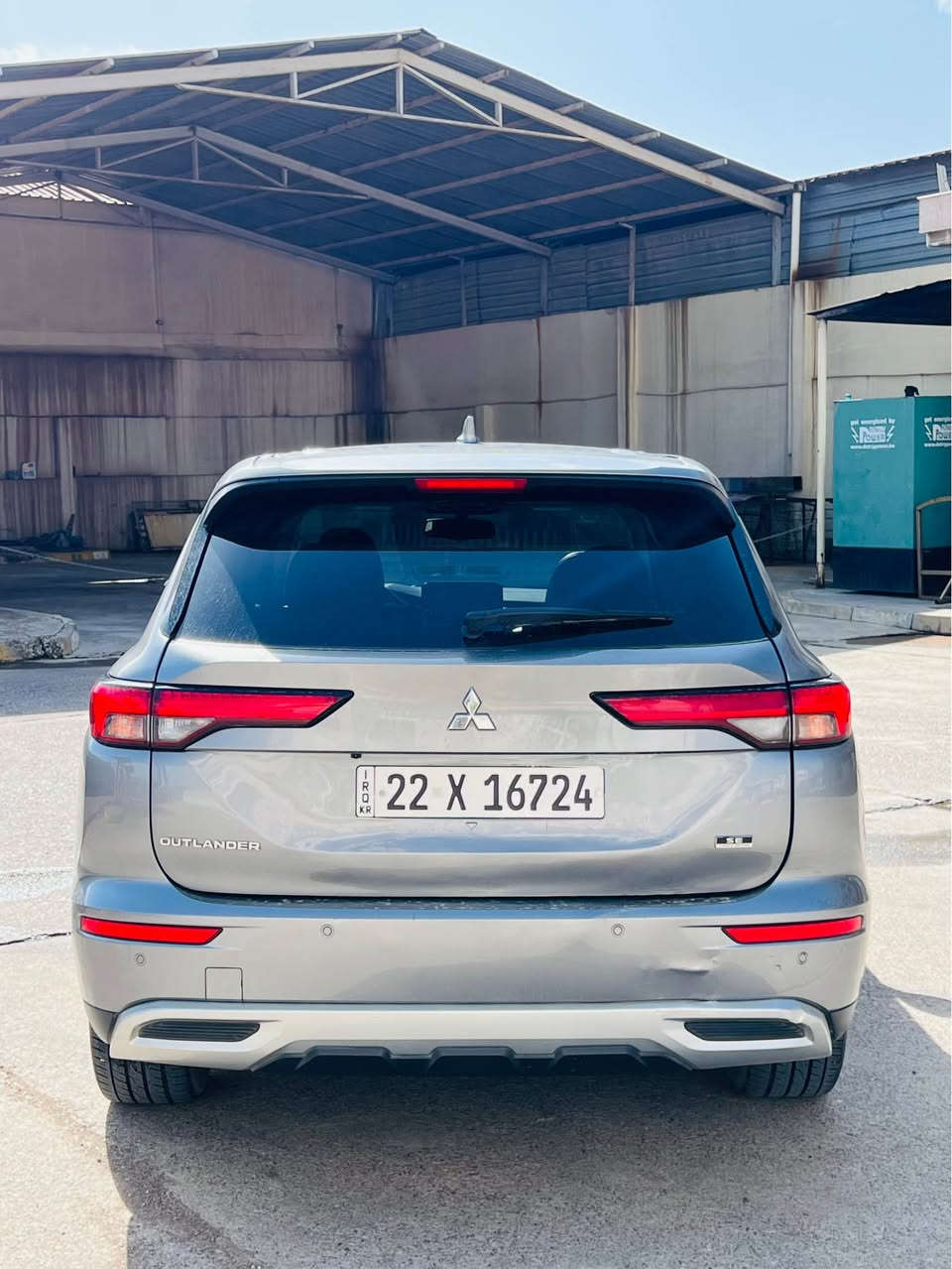 2022 MITSUBISHI OUTLANDER, SE 2.5 /SE BLACK EDITION دبل اكسل AWD✅
ميتسيوبوشي ئاوتلاندةر موديل 2022 SE 
فول فول مواصفات✅ تحويل وكالة شرت💯
بدون سبخ و بدون دواخل و شاسي شرت فحص💯
صور حادث موجودة ب نشر ✅
7راكب 7 نفري فول فول مواصفات✅
سعر بلاش235 ورقة و مجال😳🔥
*********** صابركارس تيجارة للسيارات✅ اكر, نينوى
