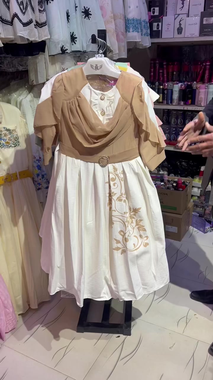 السلام عليكم زبائننا الكرام
نعرّض لكم موديلات فساتين محير درجه اولى
#اسواق_قصّي_الدخيل
سعر الفستان 18000🔥🔥
الشرقاط الساحل الايسر اسديره وسطى الشارع العام


**إذا كنت صاحب هذا الإعلان وتريد حذفه لأي سبب، رجاءا أرسل رسالة إلى الدعم الفني**