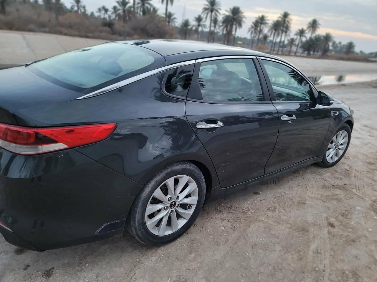 كيا اوبتما موديل 2016
بيهه بنيد وجاملغ جهة السكن
مابيهه اي نقص باسمي
رقم بغداد الدولي
العنوان كربلاء الحسينيه
السعر١٢٥وبيه مجال
للاستفسار الاتصال على الرقم ***********
