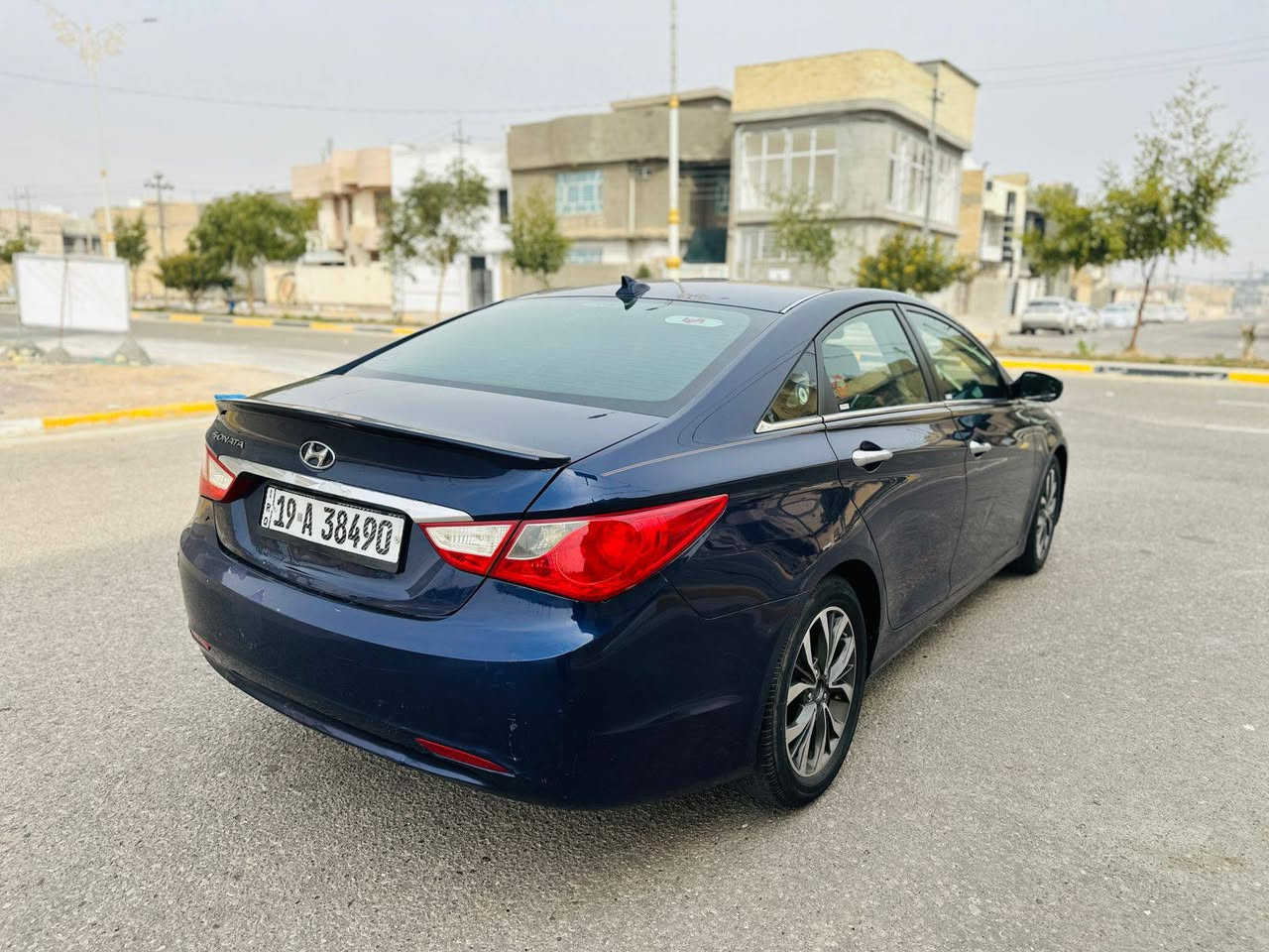 سلام عليكم سوناته موديل 2013
سعر105
وارد امريكي حادثه  بنيد ومبدل فقط   والباقي كفاله 
كشنات تتفه وتبريد
شفتات ستيرن
فول تحكم ستيرن
محرك2400 
سياره جديده كلش 
كير ومكينه مكفولات
صدر جديد 
‏تخم تاير جديد
كهربيات جاهزه 
سياره جاهزا  من كلشي 
وبل عافيه  على لياخذه 
مكاني كربلاء 
رقم الهاتف *********** كربلاء, العراق
