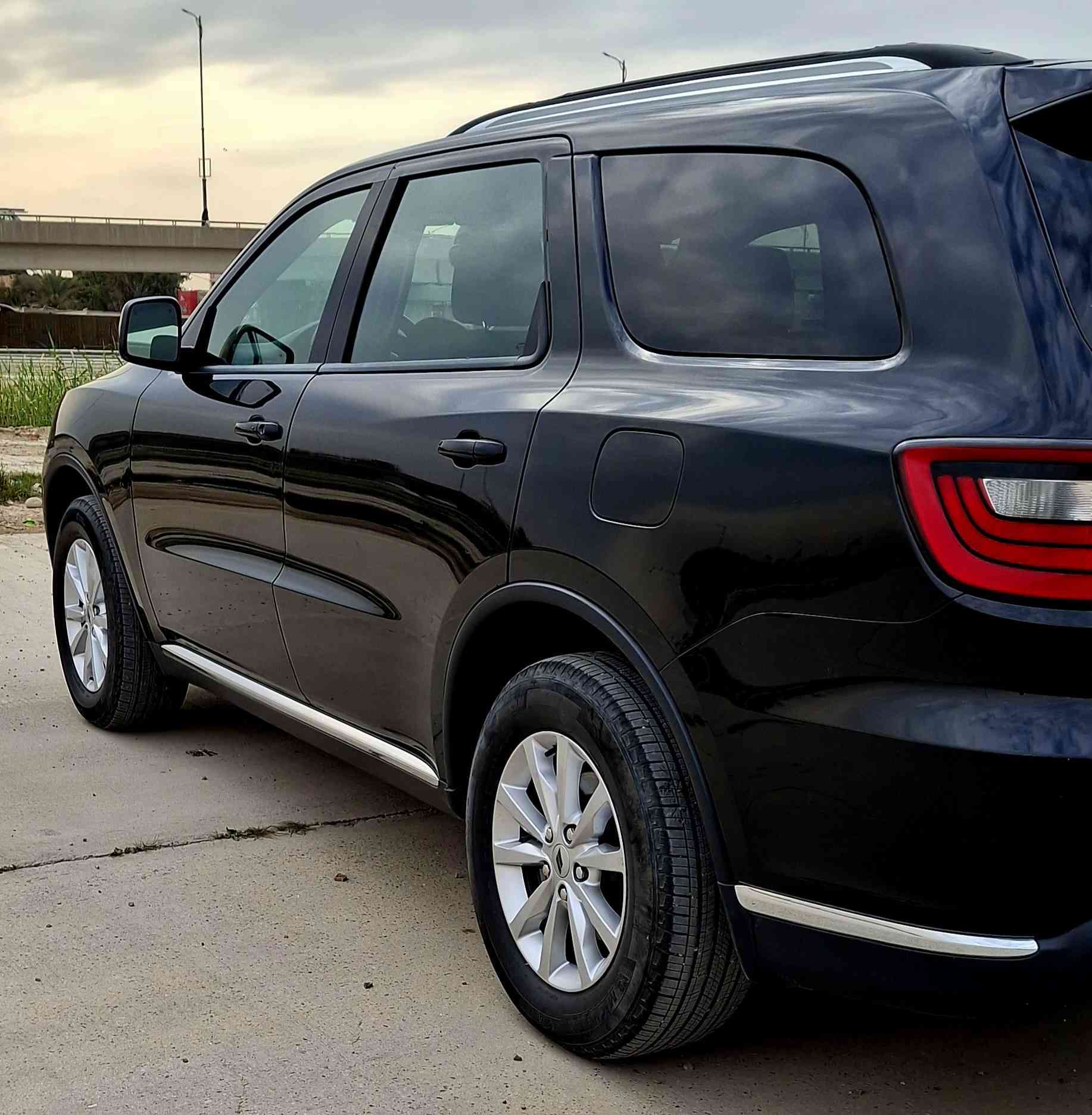 السلام عليكم لعشاق السرعه والجمال ولاناقه دوج دورنكو  ٢٠٢٤ وارد أمريكي مكينه  ٣٦٠٠ سته سلندر ماشيه ٢٥ الف فقط  السياره اني المستورد بسمي داخله كتاب شهداء السياره تتعتبر داخله كلين بيهه صبغ شبر بالبنيد فقط قطره صبغ مابيهه حتى الدعميات مواصفات SXT معروفه تجي فول عدا الجلد وفتحه بصمه تشغيل وبيبان تحكم استيرن جهتين شاشه كبيره رادارات أطفأ ذاتي فور ويل نضام سبورت  تبريد اربع قطع كشنات كهرباء سبعه راكب نضام ايكو السياره جديده كير مكينه شرط مامفتوحات صدر مامفتوح تخم تاير مال الشركه كتلوكات مال شركه السعر (    ٢٨٠   ) بيهه مجال للاتصال   ***********   مكان بغداد اخوان السياره جديده استعمال شخصي بغداد, العراق
