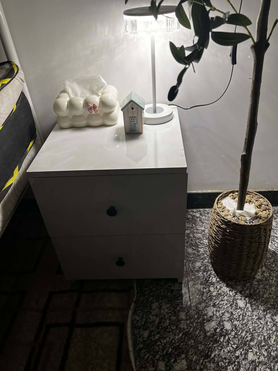 غرفه كامله للبيع السعر ٢٥٠ الف مكان الغزاليه


**إذا كنت صاحب هذا الإعلان وتريد حذفه لأي سبب، رجاءا أرسل رسالة إلى الدعم الفني**