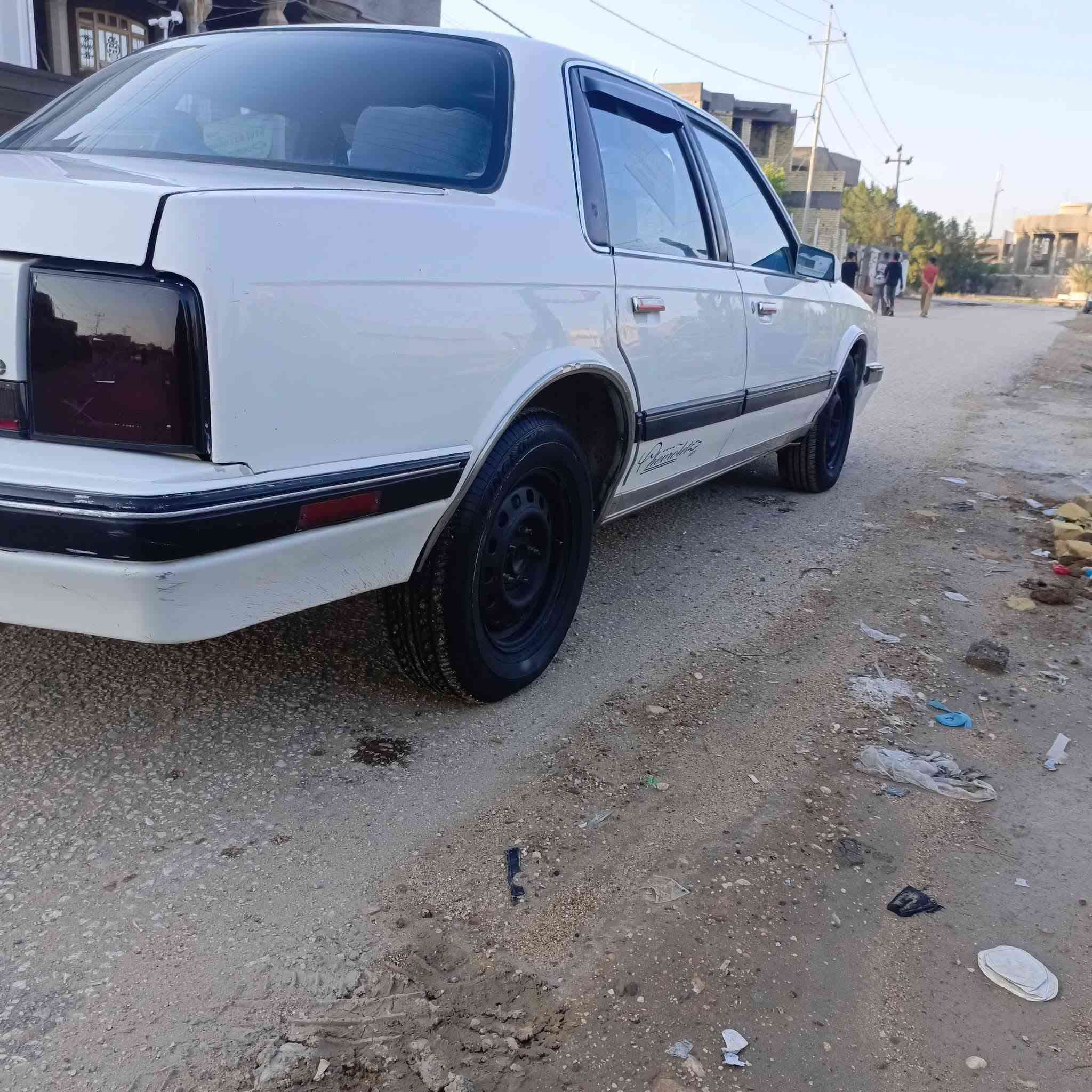 السلام عليكم
اولدز موبيل موديل 90 سياره جاهزه نقصها بس تبريد بأسمي سنويه وملسق لل31 تحويل ثاني يوم حاهزه سياره حلوه خير من الله العنوان بصره شارع الاستغلال رقم ***********
السعر 33 وبيها مجال
