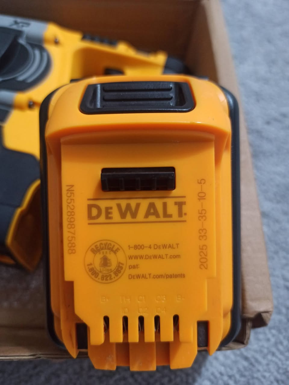 دریل همر دوالت مال بالة جدید مع بطاریة 150 الف


**إذا كنت صاحب هذا الإعلان وتريد حذفه لأي سبب، رجاءا أرسل رسالة إلى الدعم الفني**