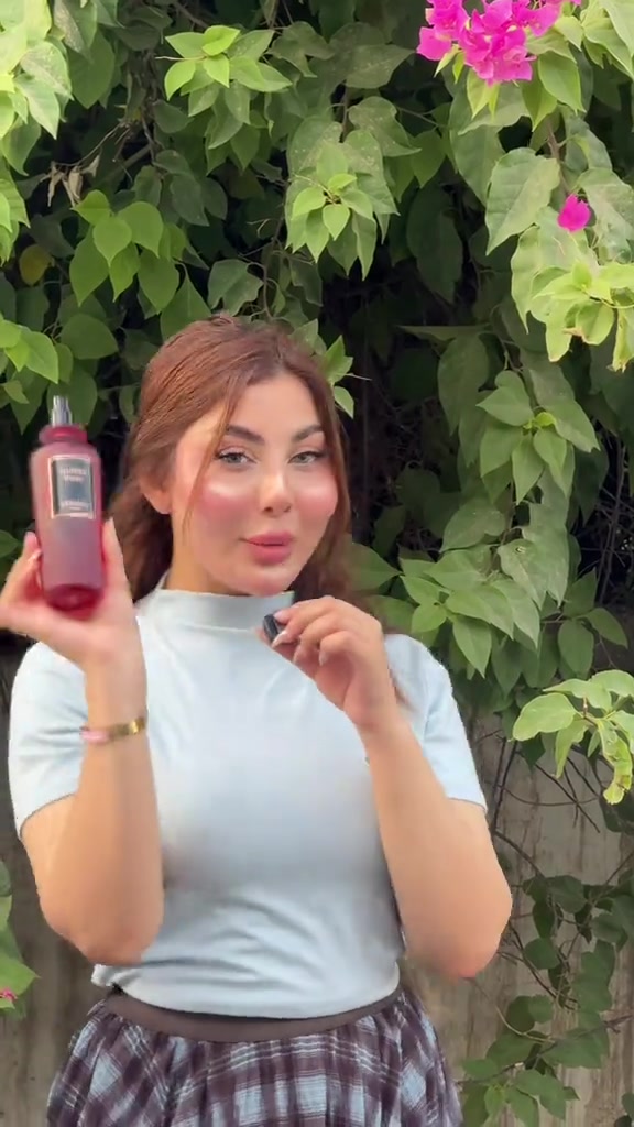 ⁨	⁨	⁨	عطر QUEEN ROSE من Lavern عطور انثوي مغري جريئ وقوي ثابت وفواح جداا 💕⁩


**إذا كنت صاحب هذا الإعلان وتريد حذفه لأي سبب، رجاءا أرسل رسالة إلى الدعم الفني**