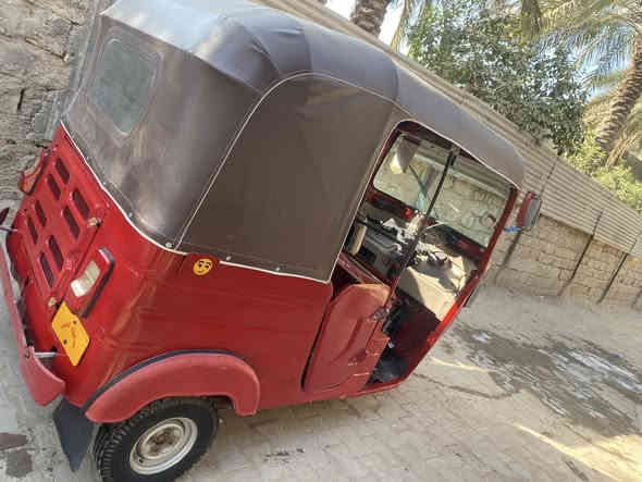 سلام عليكم 
تكتك للبيع موديل ٢٠١٨ رقم وسنويه بسمي التكتك معمره تعيمير عام من حداديه وسمكره وصبغ حراري وجاهزه من كلشي السعر ٤ ونص وبيه مجال مكاني طوريج ***********
