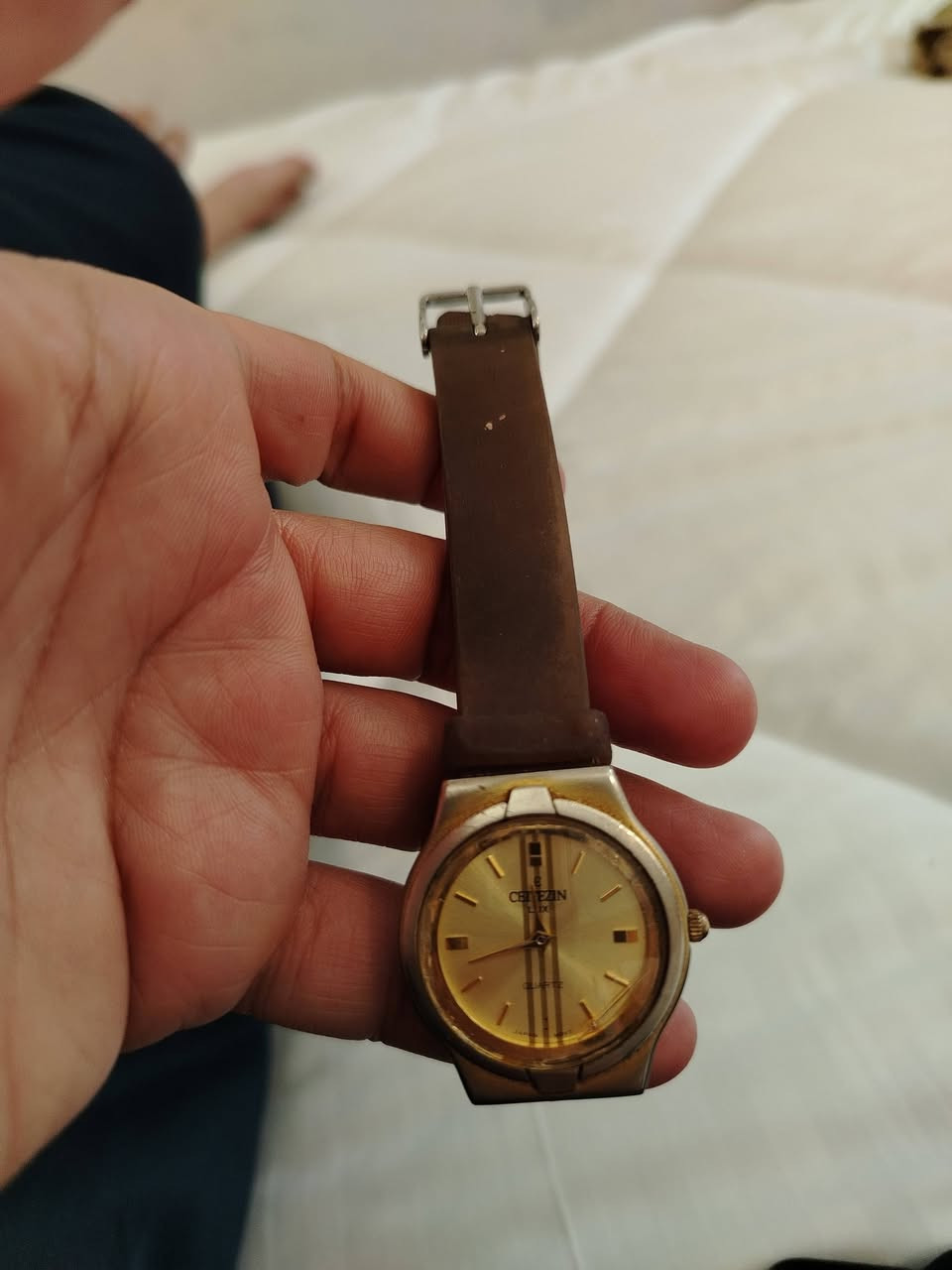 ساعتين نسائي و رجالي ياباني قديم يحتاجن تصليح
ب ١٥ اثنينهن


**إذا كنت صاحب هذا الإعلان وتريد حذفه لأي سبب، رجاءا أرسل رسالة إلى الدعم الفني**