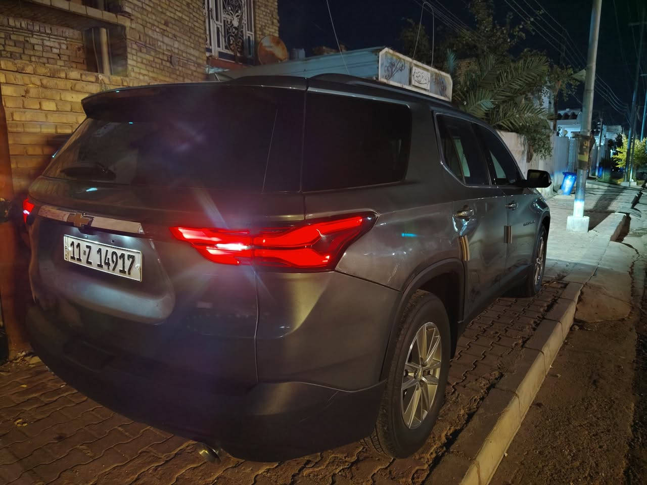 السلام عليكم
ترافرس 2022 LT
السيارة جاهزة تماماً 
فول مواصفات عدى الفتحة
مكينة 6 سلندر 3.600 V
ماشية 49.000 mi 
تبريد 3 قطع، كشنات منفصل7 راكب
جنطة كهربائية، تشغيل عن بُعد
رادار، 5 كاميرات، نقطة عمياء 
رقم بغداد انكليزي بأسمي 
حادثها بارد جاملغ خلفي عكس السايق
مع رش الجنطة، وتبديل البنيد بدون حادث
مكاني محافظة ميسان 
للأستفسار:
***********
***********
