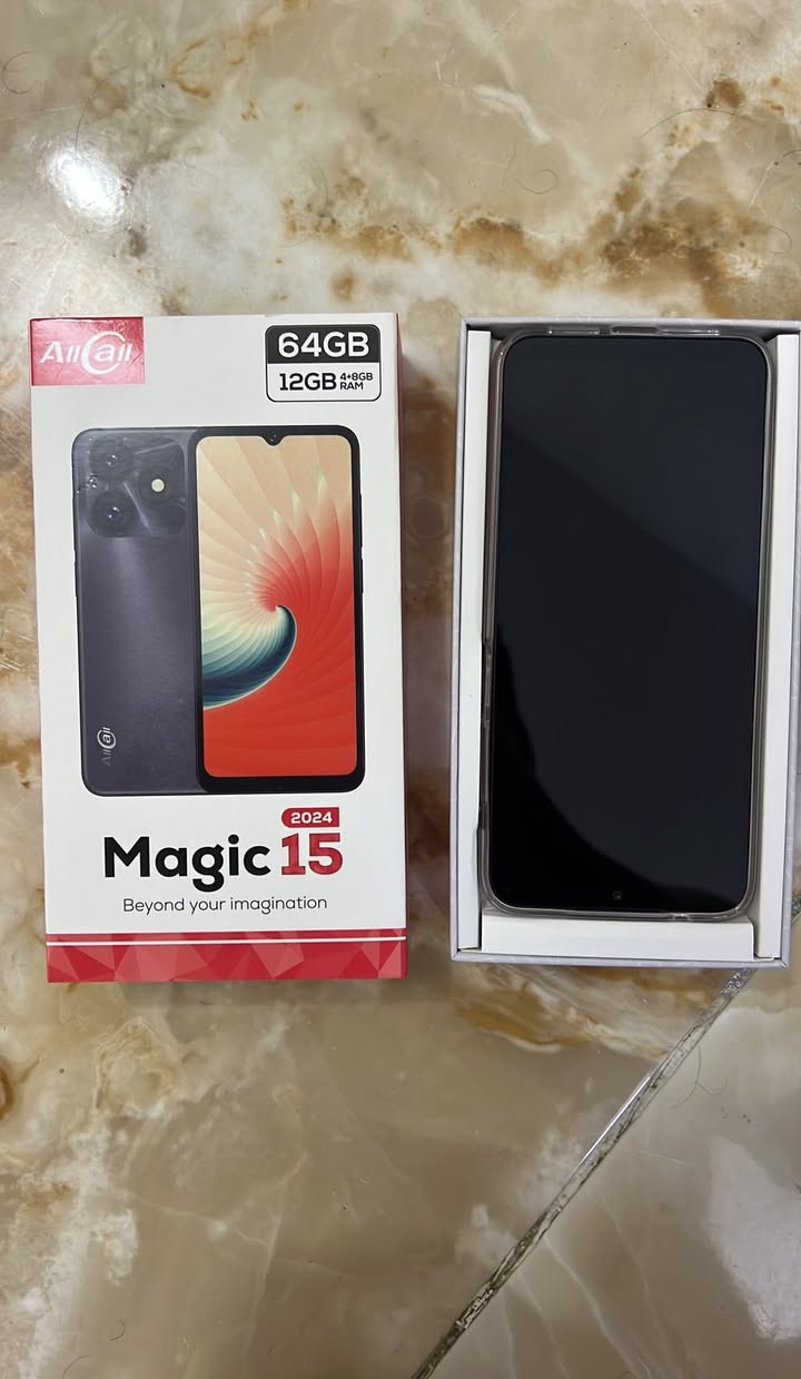 للبيع هاتف Magic i5 جديد
✅ شاشة 6.6 إنج HD+
✅ بطارية 5000mAh تدوم لفترة طويلة
✅ كاميرا خلفية 13MP
✅ يدعم شريحتين واتصالات 4G
✅ مع الشاحن الأصلي والكفر داخل العلبة
✅ اللون: أحمر خمر واللون الحبري 
مع كامل ملحقات السعر 150 بي مجال مكاني سيديه 
***********
