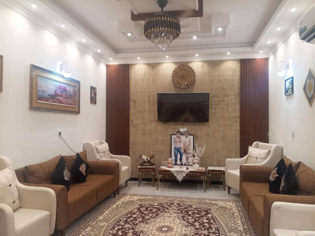 دار للبيع مساحه 220 متر دوره حي دجله شارع الصفوه
الاستفسار خاص او واتساب ***********
