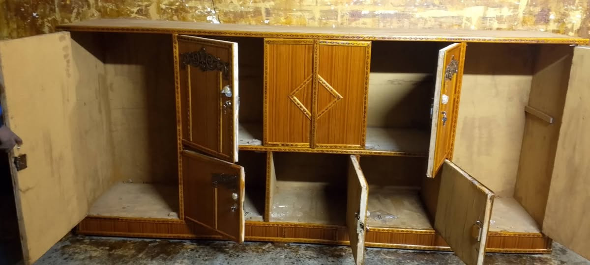 بوفيه ثلاثة متر لبيع تسكام يوجد خدمة توصيل


**إذا كنت صاحب هذا الإعلان وتريد حذفه لأي سبب، رجاءا أرسل رسالة إلى الدعم الفني**