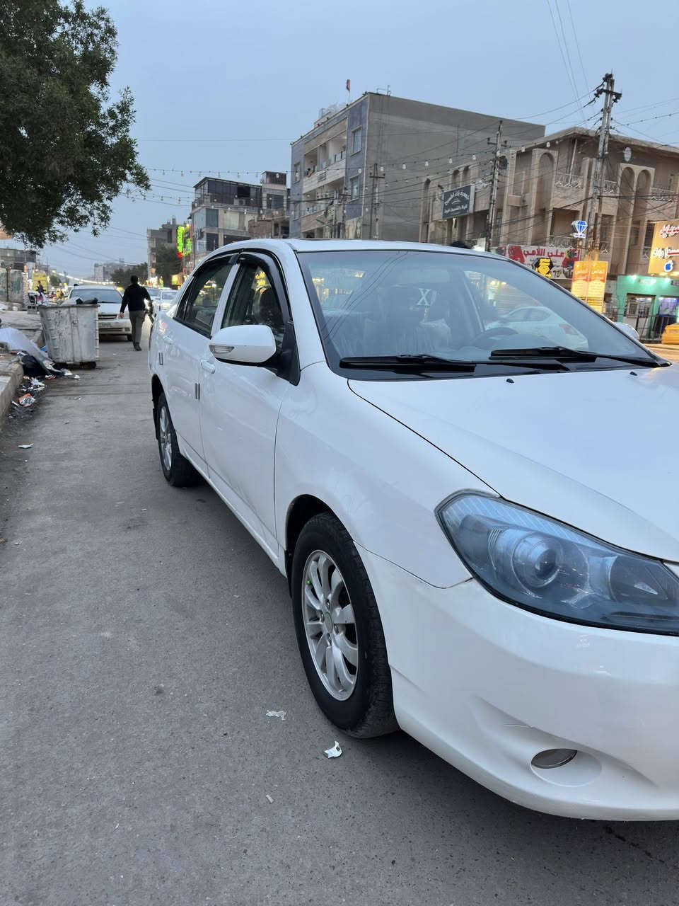 السلام عليكم بي واي دي موديل 2011 كير اوتوماتيك سياره مكفوله كفاله عامه گير مكينه مكفول صدر جديد طستهه ناعمه كلش وحلوه تايرات جدد سنويه لل 29 باسمي مشروع وطني رقم جديد بغداد سياره دوشمه جديده  كاعيه وكشنات شاشه كامره حساسات بصمه فتحه اشاير بالمري اشاير ترحيب تحكم ستيرن  سياره كلش حلوه مال بيت مكان بغداد سعرهه 59 وبيهه مجال للاستفسار ***********
