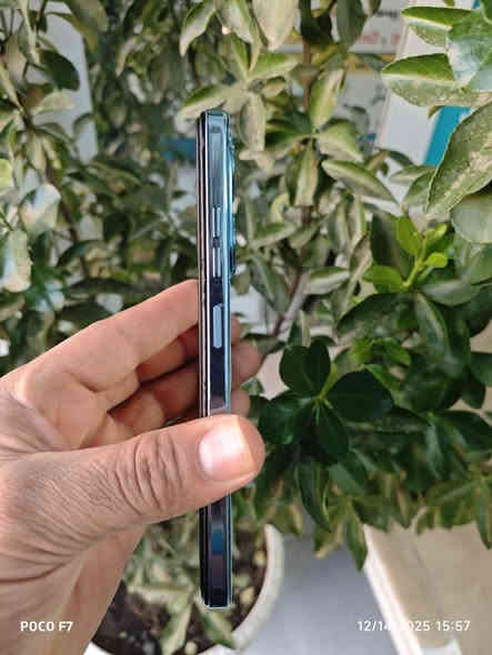 TECNO SPARK 20

زاکیرە 256 گێگا 
ڕام 8+8
پاتری 5000

نرخ : 85 هەزار 

***********
***********

بۆ گەیاندن نرخ 5 هەزار

ناونیشان قەڵادزێ
