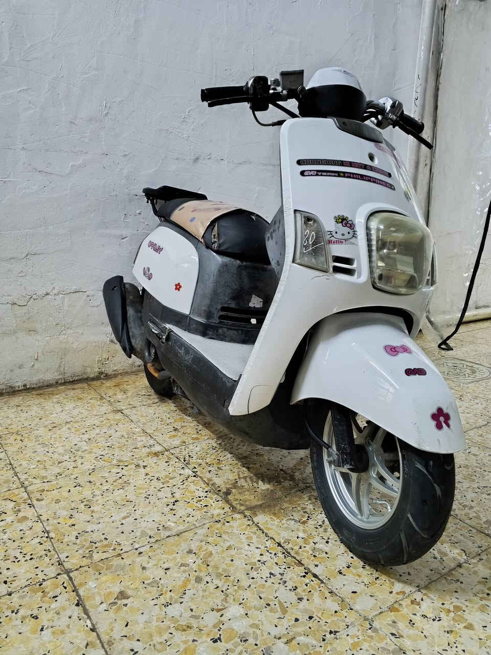 سلام عليكم
شباب دراجه بوليس للبيع
دراجه خير من الله 
كلشي بيهه بلادي بيهه ويل نجمه 
ومناقصهه اي شي تايراتهه جدد جيلاتيني 
مكاني مدينه الصدر 
عارضهه ب650 وبيهه مجال
راسلني وبيك خير وتدلل  
رقمي ***********
