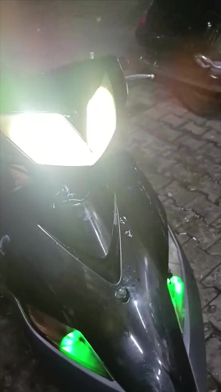 سلام عليكم كلشي موضح بصوره وفديو نكره سلف نكره هندر  بيهه لايت زنونو ماكس ثعلب 140دراجه  كامله سعر425وبيهه مجال العنوان الكاضميه الطي او الشعله متواجد وتساب ***********
