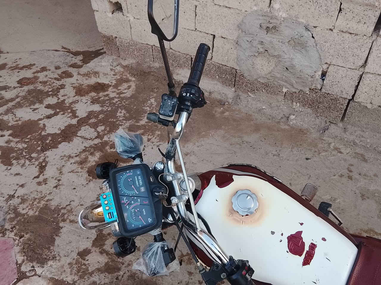 سلام عليكم ماطور 5كير موديل 23المحرك شرط مامفتوح الماطور نضيف وجاهز مابي اي نقص بس الدشلي مالت السلف مرات يدير ومرات لا للبيع او مراوس السعر 475وبي مجال مكاني تكريت البوعجيل متواجد عل فيس أو نتصل علا هذا الرقم ***********
