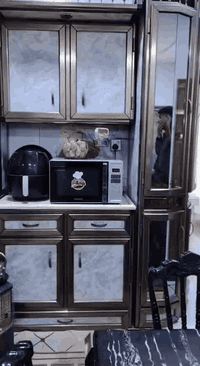 السلام عليكم كاونتر للبيع لك مكان بغداد مدينة الصدر منطقه الحميديه نهايه شارع الطاقه الاتصال على الرقم حصرا او وتساب ***********
