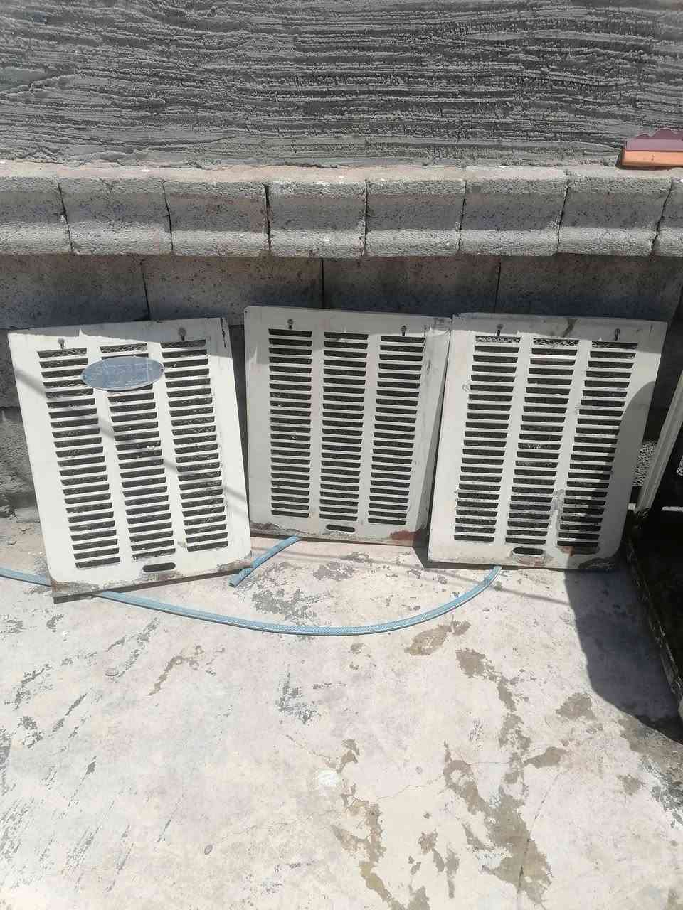 مبرده واحداو نص نضيفه حيل كل عيب ما بيهه ماطور جديد صفر مشتغل شي قليل هو بارد شرط 

امراوس

ابكونفير

لاتصال ***********
