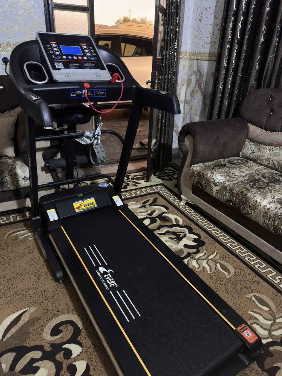 متوفرة اجهزة رياضية 
 واتساب ***********
