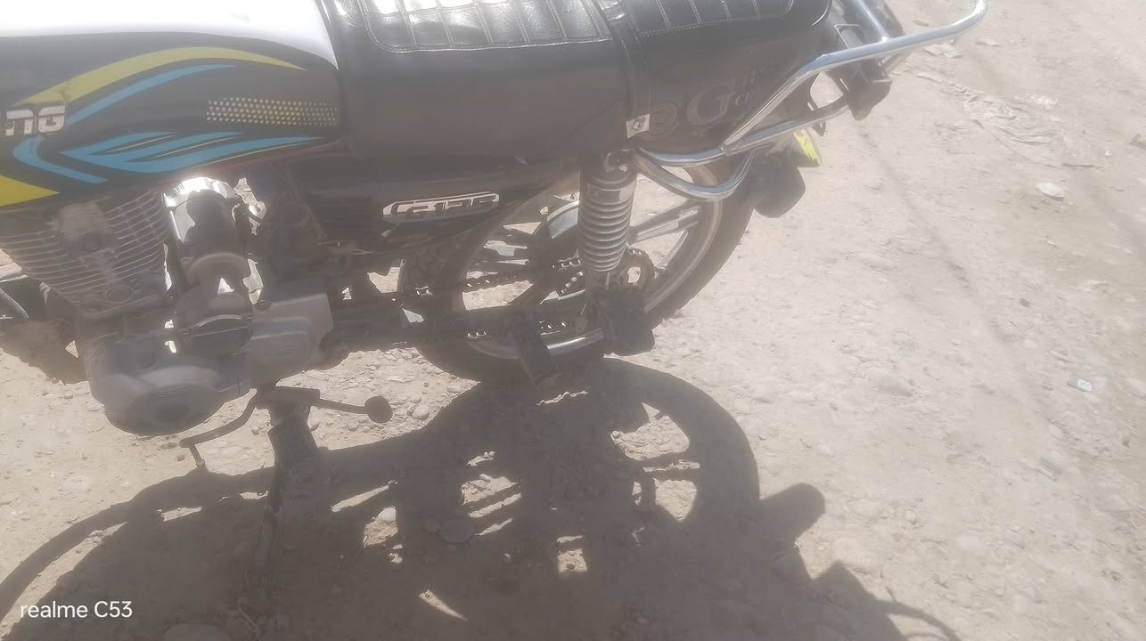 دراجة يراني 23 كله شغاله 350 و بيه مجال


**إذا كنت صاحب هذا الإعلان وتريد حذفه لأي سبب، رجاءا أرسل رسالة إلى الدعم الفني**