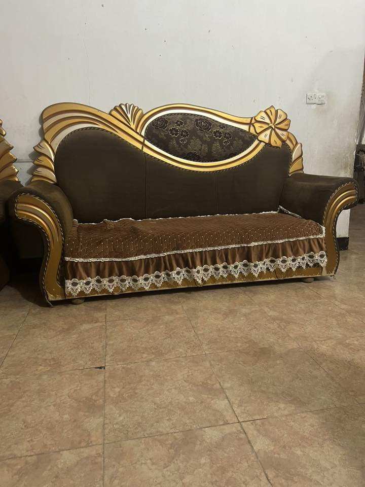 سلام عليكم تخم لبيع بلاش ب١٥٠عشر مقاعدمكان بابل بكرلي ***********
