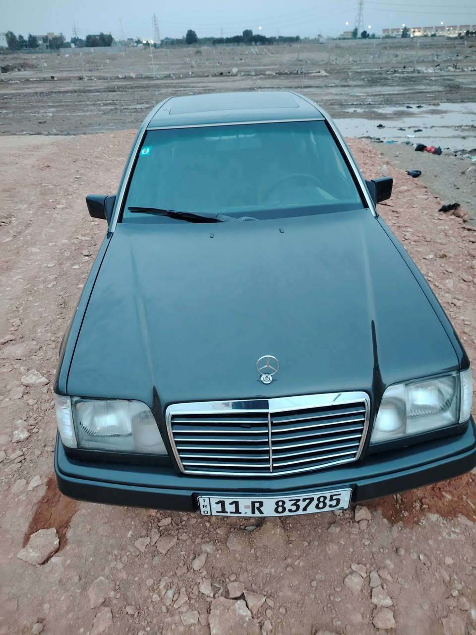 سلام عليكم للبيع مارسدس دب سياره جديده كارتون كله عل بلاد  رقم بغداد دولي تحويل مباشر محرك وكير بلاد 6 سلندر عنكبوت محرك وكير جدد تبريد ثلج دواخل شركه كله جلد موديل 90 تخم تاير ستوني شاده ويل كب جديد حداديه أماميه وخلفيه جديده كهربائيات كلها شغاله قواعد دبلات جدد فول مواصفات بجم عريض كشن كهربائي اريل كهربائي تحكم بلبطاين جام كهربائي فتحه بلقماره  ريمون سنتر لك فتحه كلهه شغاله سلايت تحكم بلمري مكان سياره ديوانيه السعر 58 وبيهه مجال بيع مستعجل سعرهه بلاش ***********
