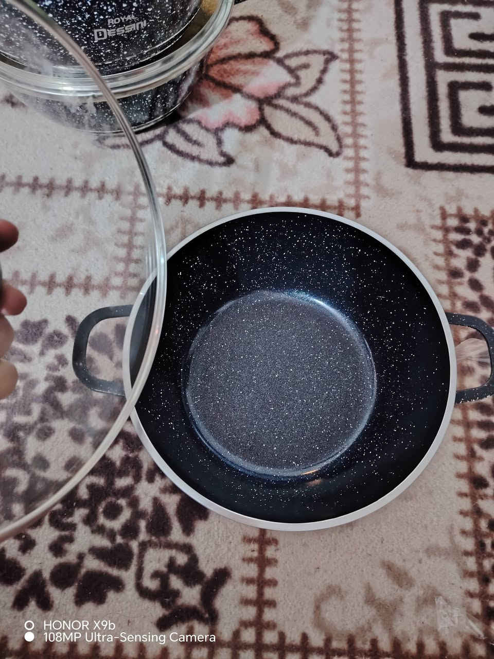 3 جدورة جديدات كرانيت
قياس واحد 20 
وثنين منهن قياسهن 22 
السعر 29 
منطقه الستالاف 🩷


**إذا كنت صاحب هذا الإعلان وتريد حذفه لأي سبب، رجاءا أرسل رسالة إلى الدعم الفني**