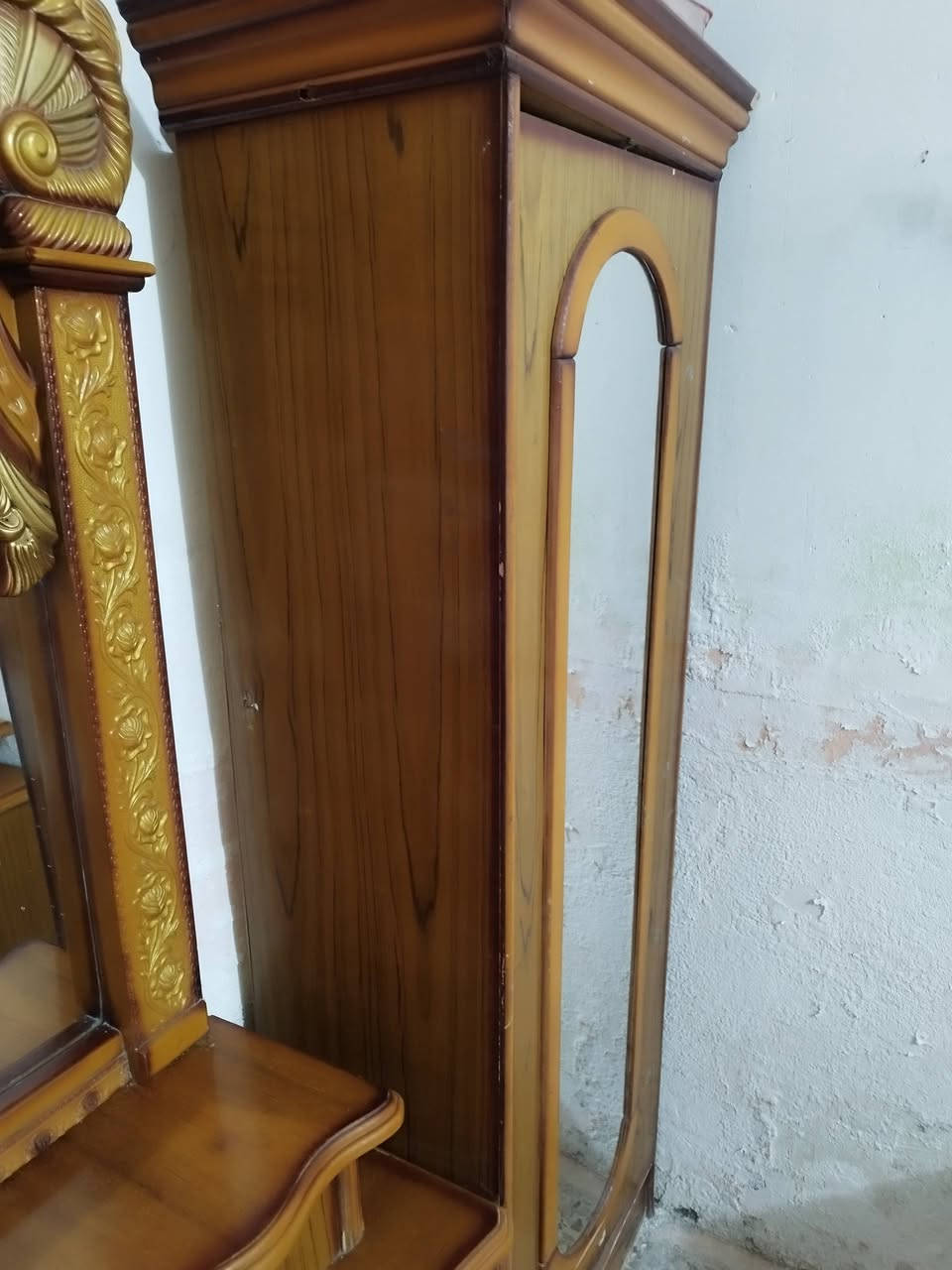 سلام عليكم
غرفه اخشاب مستعمله للبيع نظيفه جدا
جربايه نفرين
ميز مرايه
زاويه ملابس
كومدي جرار عدد 2 
350 الف وبيها مجال 
***********
