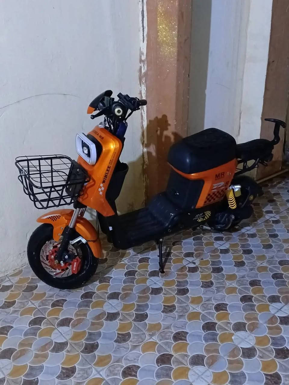 سلام عليكم دراجه شحن للبيع R9. Pro max
بطاريات 5

4 نمر سرعه 109

ملف 2000

بها بلوتوث

مستخدمه شهرين

دراجه مابيها اي شخط مفوله

السعر 425 وبيها مجال

العنوان ديالى بعقوبة مدخل گاطون الرازي الرقم *********** اتصال واتساب
