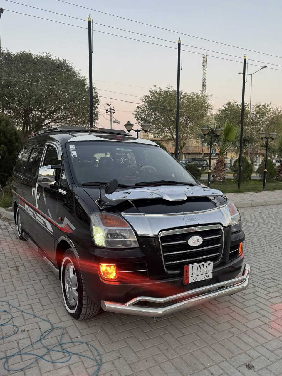 ستاركس مسكر اوتوماتيك 2007 سياحي 
بيها فقط جاملغ خلف سايق كلير بدون ضربه شرط الفحص صوره سونر مرفق بالمنشور / شواصي بلاد بدون تعمير ع وضع شركه / تخم تاير جديد / تبريد تدفئه بشرط /دوشمه جديد / سنويه لحد 2028 / مصفره هيئه وغرامات/ درع امامي وخلفي / سيبايه طياري / دوسات / شاشه ايباد / سياره جاهزه من الاخير بالواقع احلى من الصور 
السعر 92 وبيها مجال 
مكاني ديالى / خانقين
***********
