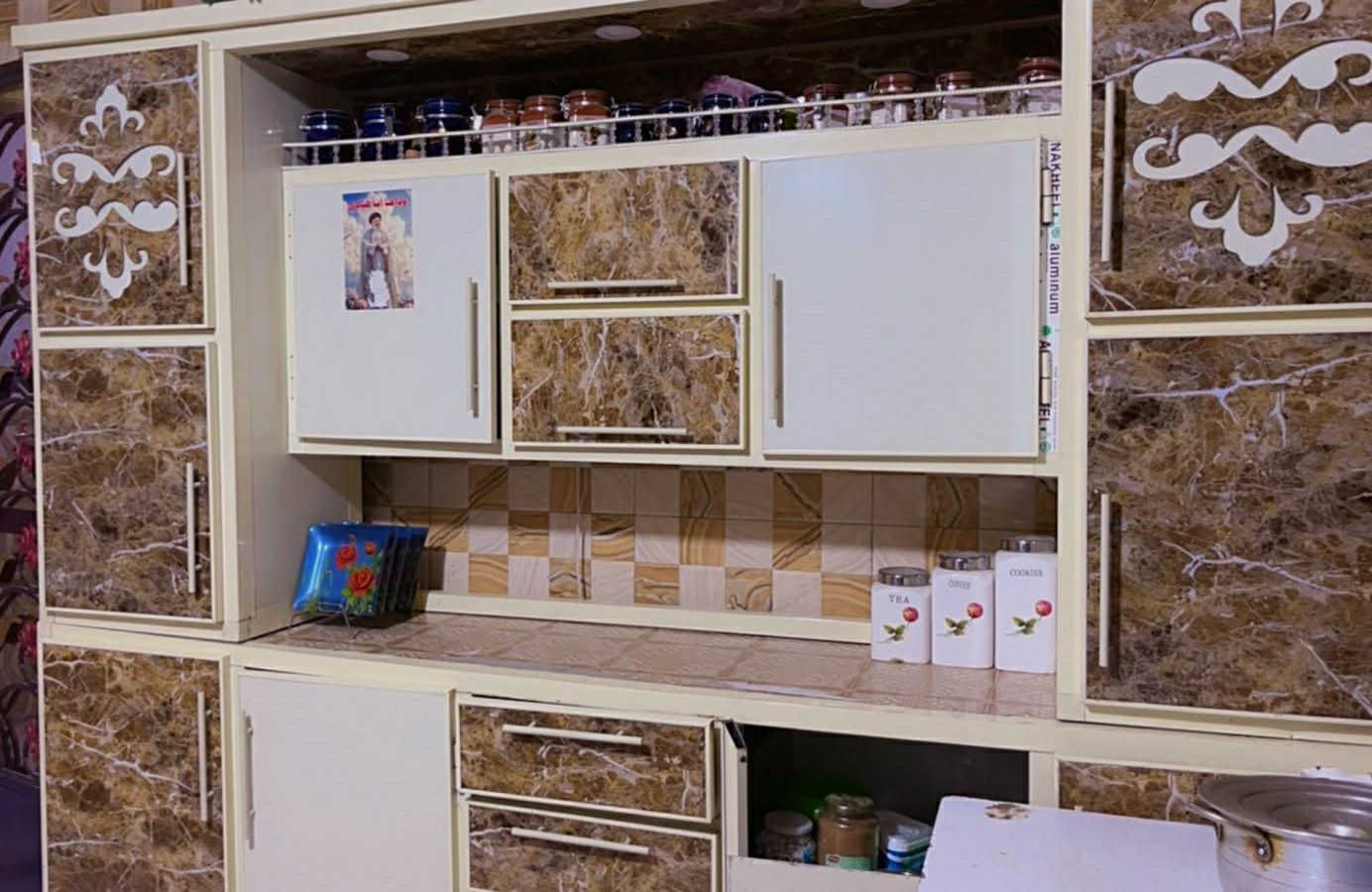 كاونتر ثلاث قطع مثل ما موضح بالصوره باب وحده فالته فقط سنج مرمر سعره 425 مكانه بغداد حي اور قرب حسينيه المصطفى اللي يريد يجيب الصوره


**إذا كنت صاحب هذا الإعلان وتريد حذفه لأي سبب، رجاءا أرسل رسالة إلى الدعم الفني**