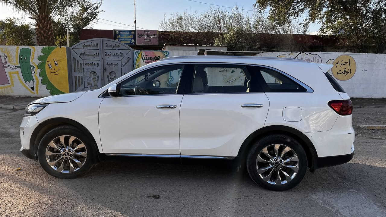 السلام عليكم
سورنتو 2019 خليجي 
فول مواصفات ما عدا الفتحة 
رقم بغداد تحويل ثاني يوم 
ممشى 82
السعر 235 وبيها مجال 
للاستفسار ***********
