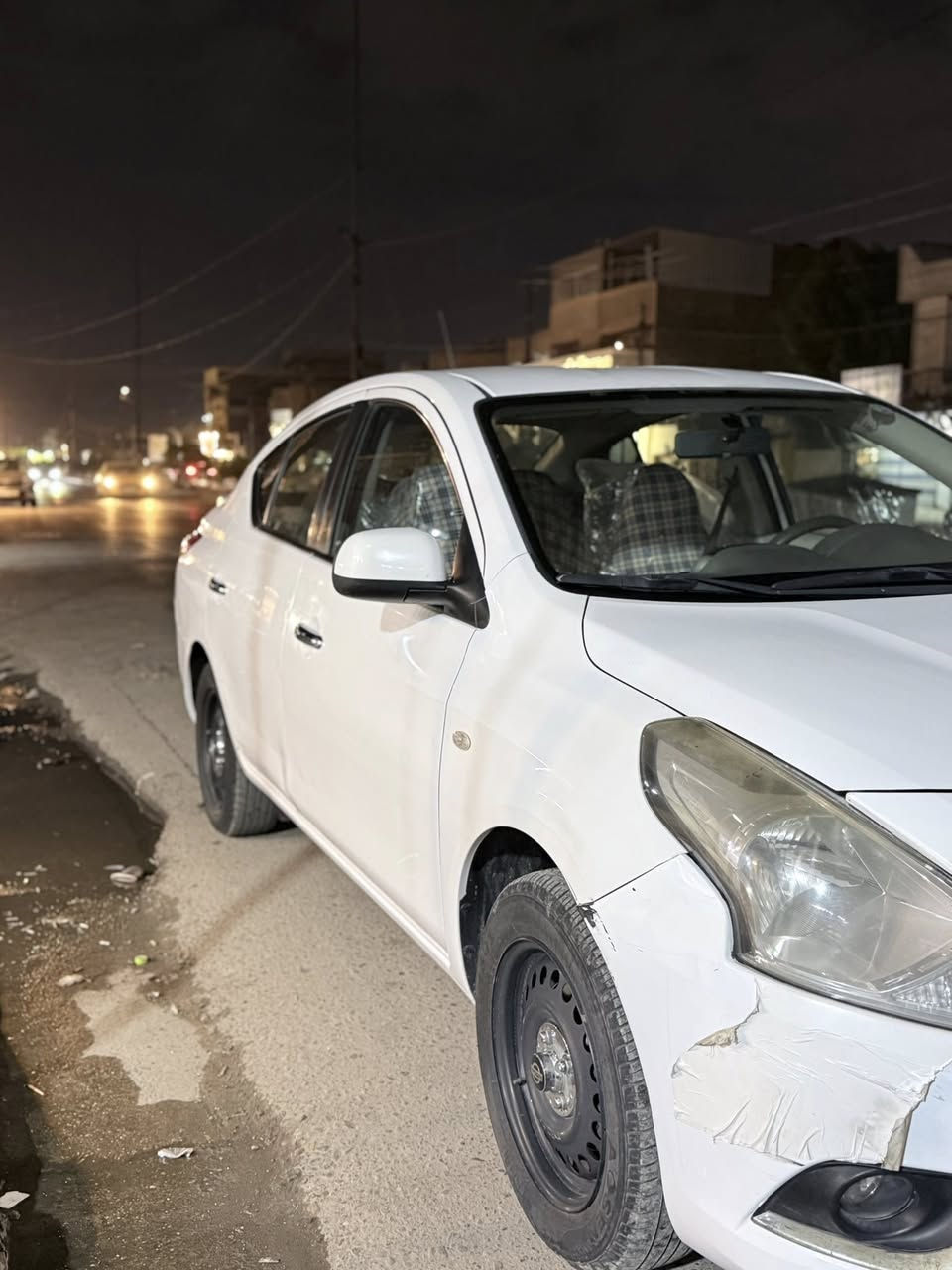 نيسان سني موديل ٢٠٢٢هندي بليته زركه سيار حلوه كير مكينه مكفول تبريد ثلج  شاشه تاب كامره دواره تحكمات ستيرن قطره صبغ مابيها سياره ع وضع الشركه تخم تاير جديد ماشيه ١٤١
مكاني بغداد حي التجار السعر ١١٠بيها مجال بسيط 
بيها أماكن بارد بسيطه 
***********
