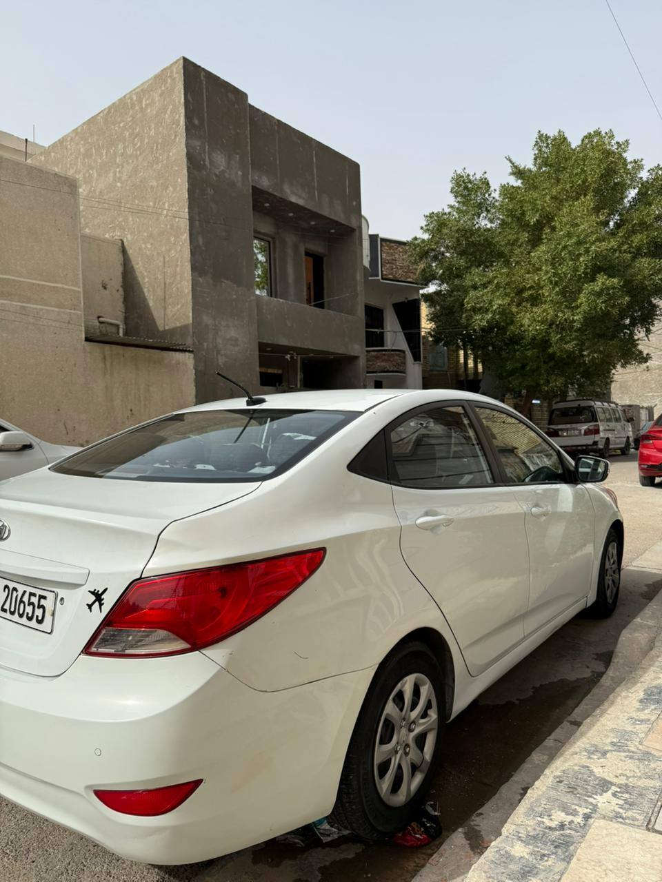 سیارة اكسنت امريكي موديل 2016
السعر 92 ورقة وبيها مجال
*********** د. عامر
