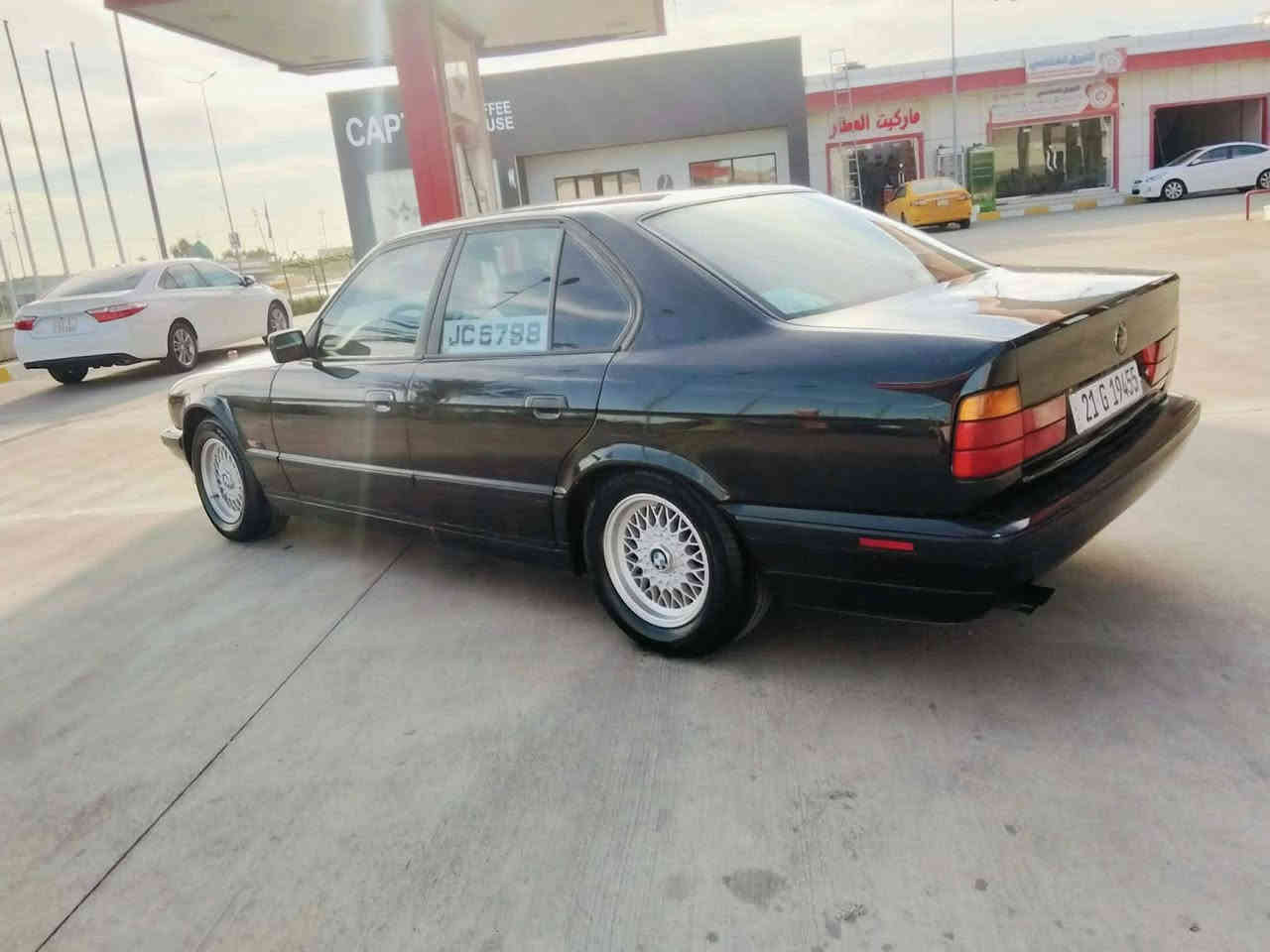 للبيع BMW1995
***********
***********
525 بيلاد توماتيك فوللللل
حتا تفلون بيها 
  وبدون معجون فقط كلير عام جماليه
 كير ومكينه بشرط
(فول مواصفات )
كشنات جلد وتدفئه🔥
كشنات كهرباء
برده
تبريد❄️
سلايت
سيدي جنجر 
مرايات كهرباء
سنويه وهزه جديده
بسمي شرط التحويل 
السياره خير من الله بدون نواقص 
الشراي يتصل ممتواجد علفيس 
 مكاني كركوك 

***********
=***********
