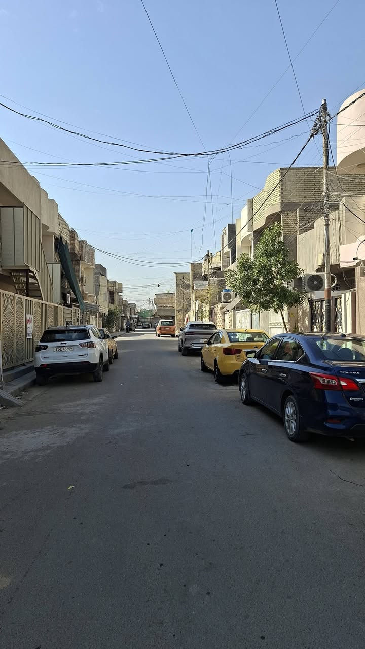 السلام عليكم قطعه ارض طابوزراعي سند٢٥ المساحه ١٠٠متر٥×٢٠منطقه كلش حلوه خدمات كامله البياع حي الشهداء قرب جامع معاذ ابن جبل قرب أسواق اميره السعر٧٥وبيه مجال ***********ابوصكر مكتب الغدير
