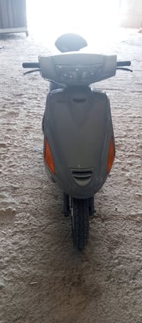 فراشه • باتري • مكينه ما مفتوحه