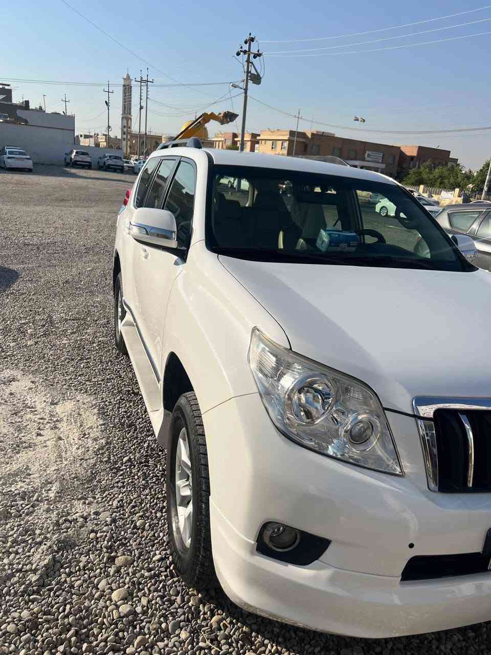 پڕادۆ مۆدیل مۆدێل 2012 شەش پستن سەیارەکە لەسەر دەقی شەریکەی مایە 145هەزار ڕۆیشتیە هیچ هیچی نیە سەنەویو هەزەو ڕەقەمی نوێیە گێڕو مەکینەی بەشەرتە تاخم پێشی چرکەی تێدا نیە تایەی نوێی سێرڤسی عامی لۆ کرایە سەیارەکە یەک دەستە  نرخی 269$ مەجالەکی برایانە زانیاری زیاتر ***********

برادو موديل 2012 ستة سلندر السيارة باقي متل الشركة ماشي 145 كيلو سبغ تعديل pdr مابي اي شي كير محرك بشرط كل سناعة تاخم امامي خلفي جديد طايرات جديد سيارة مال بيت سنوية هزة براد جديد تحويل ثاني يوم سعر269$ بي مجال قليل سيارة بربيل رقم موبايل *********** أربيل, العراق
