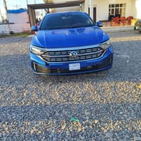 يتوفر لدى معرض حمو لتجارة السيارات للبيع  ..  او مراوس جيته موديل 2024...