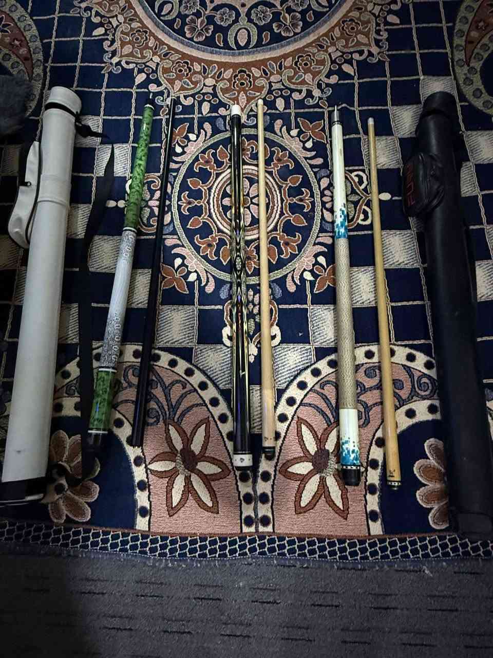 كيوبات للبيع ويه جنطتين الشراي يراسل عالرقم ***********
