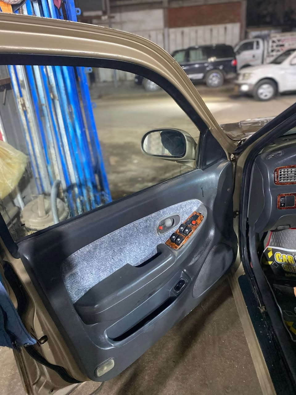 كيا كريدوس مديل 2000
السلام عليكم كيا كريدوس مديل 2000 بيها مكينه كورلا مصبوغه عام السنويه منتهيه تبريد شغال نقص غاز السعر 38 وبي مجال الرقم ***********
