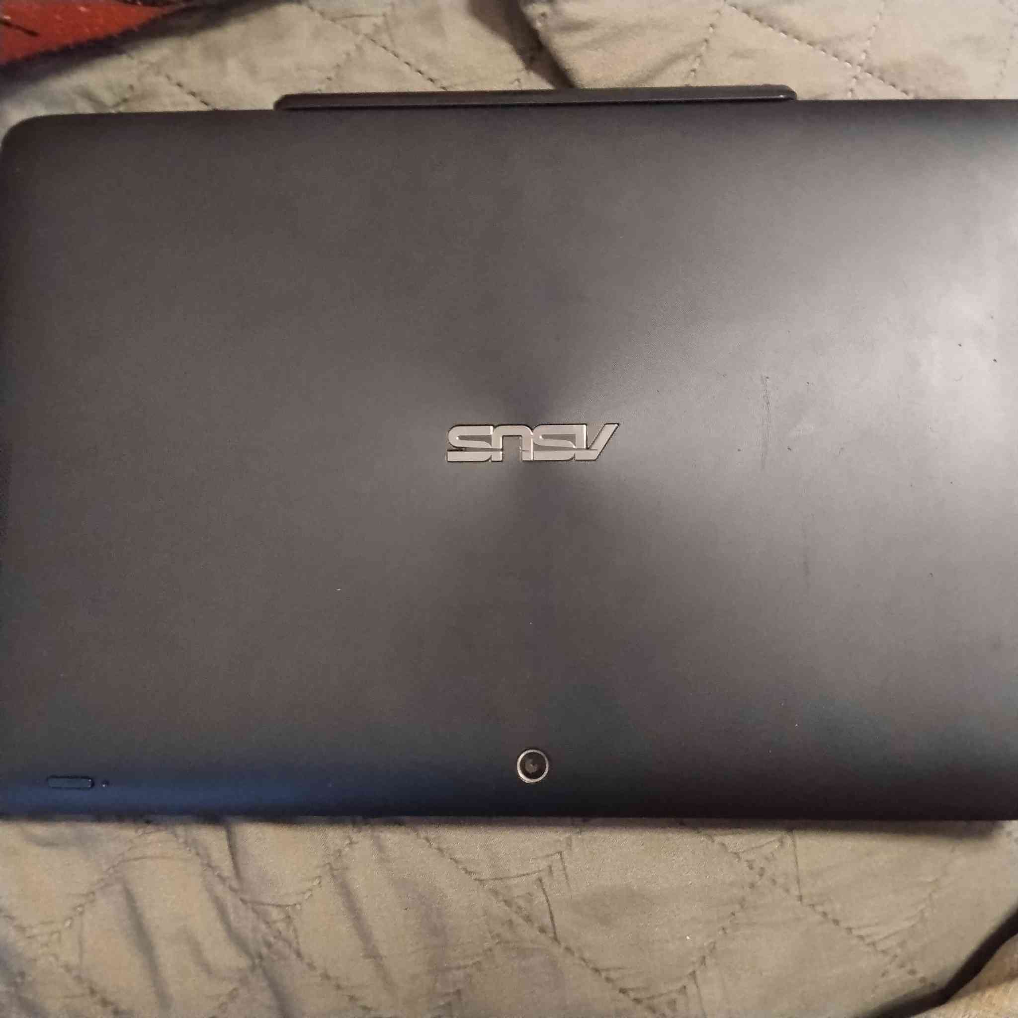 فحم طافي لاتوجد شاحنة افحص اخو جديد 
ايباد ازوز ينفصل سعر 25 الف عدا توصيل


**إذا كنت صاحب هذا الإعلان وتريد حذفه لأي سبب، رجاءا أرسل رسالة إلى الدعم الفني**