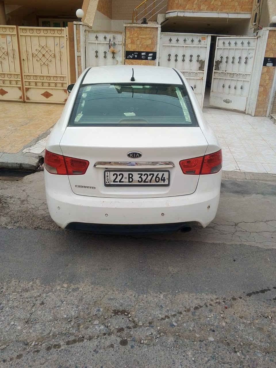 كيا سيراتو ٢٠١٣ محرك وكيري وتبريد بشرط ٤ قطع صبوغ رقم وسنوية وهزة جديدة  السعر ٩٥ ومجال . اتصال عالرقم  *********** أربيل, العراق
