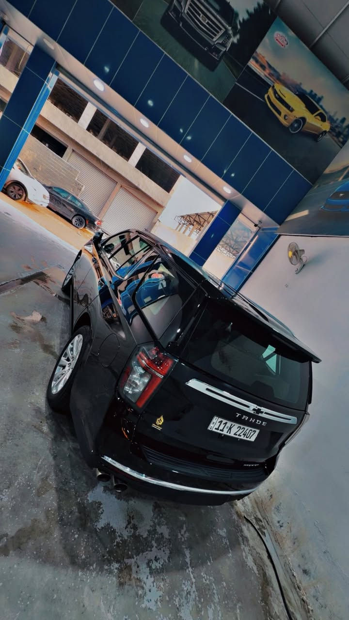 شيفروليت تاهو بريمير  2024 ( خـليـجـي )
مغلفه ppf برطاني اصلي   وبي ضمان 10سنوات 
الموديل :2024 ( خليجي )
اللون : اسود 
ضمان وكاله المنصور علامه سوداء ضوء القمر
السيارة كفالة عامة  بحالة الوكالة عده رصعه او طخه بسيطه بالبنيد فقط على وضعها
حجم المحرك : 5300 Cc
عدد الاسطوانات : 8 اسطوانات ( 8 سلندر )
المواصفات : 
* سقف بانوراما 
* دخول ذكي للسياره 4 أبواب ( بصمه )
* المقاعد كهربائية تدفئة و تبريد
* مقصوره الركاب من الجلد الفاخر + مغلف لحماية الكشنات  + خشب ملكي 
* شاحن وايرلس لاسلكي
* ويل 22 انج
* نظام الرؤيه : 5 كامرات رؤيه شامله ( BIRD VIEW )
* نظام التعليق مستقل
* كشنات ميموري خزن
* نظام الصوت BOSE سماعات عدد 10
* دوسات كهرباء + اناره LED
* نظام سحب مقطوره تحكم كامل + كامرة لرؤية المطوره
* نظام جكات
السيارة رقم بغداد الدولي بسمي تحويل
العنوان زيونه 
رقم صاحب سيارة ***********
