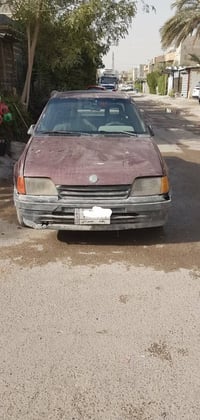 سيارة اوبل كاديت موديل 91 رقم بغداد ب 20 وبيها مجال  عنوان بغداد الدور...