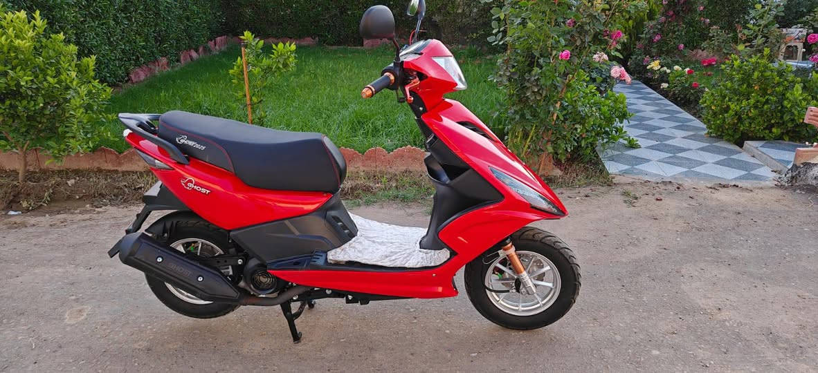 سلام عليكم ورحمه الله وبركاته
دراجة ماكس  ياباني (2025) بلادية ومكفولة للبيع 🏍️

الحالة: استخدام شخصي نظيف جداً بحاله  الوكالة.
المواصفات: بلادية بالكامل، غير مفتوحة، ومكفولة من كل شيء (محرك، كير، كهربائيات).

النظافة: الدراجة جاهزة للاستخدام الفوري ولا تحتاج لأي مصاريف

.السعر: 600 ألف دينار عراقي

.ملاحظة: السعر بيه مجال طيب للشراي الصامل والجاد.

المكان.  ( تكريت ) رقم الهاتف( ***********)
