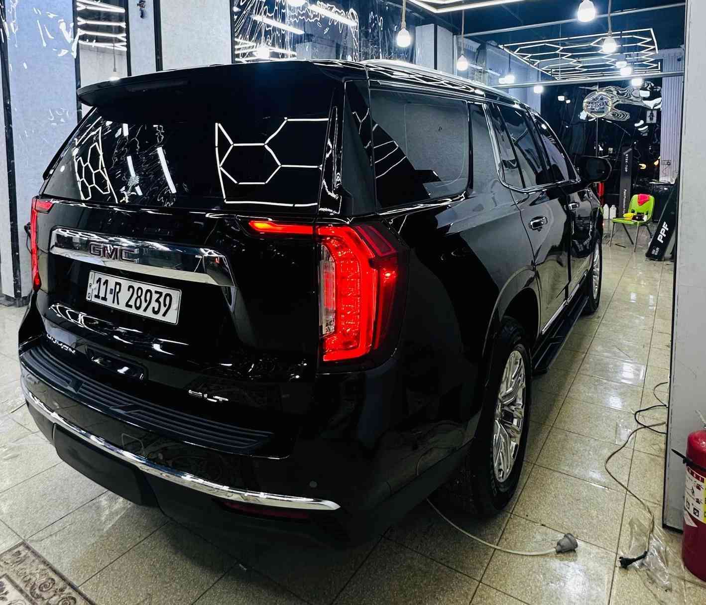 يوكنGMC موديل 2024 وكالة المنصور خليجي الفئة: SLT الماشي: 17 ألف كم على وضع الشركة المحرك: 5300 مرغوب الحالة: مغلف PPF أصلي الرقم: بغداد

🟪 السعر  :: الطلب في التعليقات ويوصلك مباشرة ✍️ 📩

المواصفات:
ثلاجة داشبورد ديجتل
تشغيل عن بُعد
إطفاء ذاتي
حساس أمامي وخلفي
رادار أمامي وجانبي
باب خلفي كهرباء
كشنات كهرباء
تحديد مسار
بعد هواي بيه مواصفات

داخلها الضمان
صيانة كاملة بالشركة
تبديل دهن وفلاتر كامل

رقم صاحب السيارة 
***********
