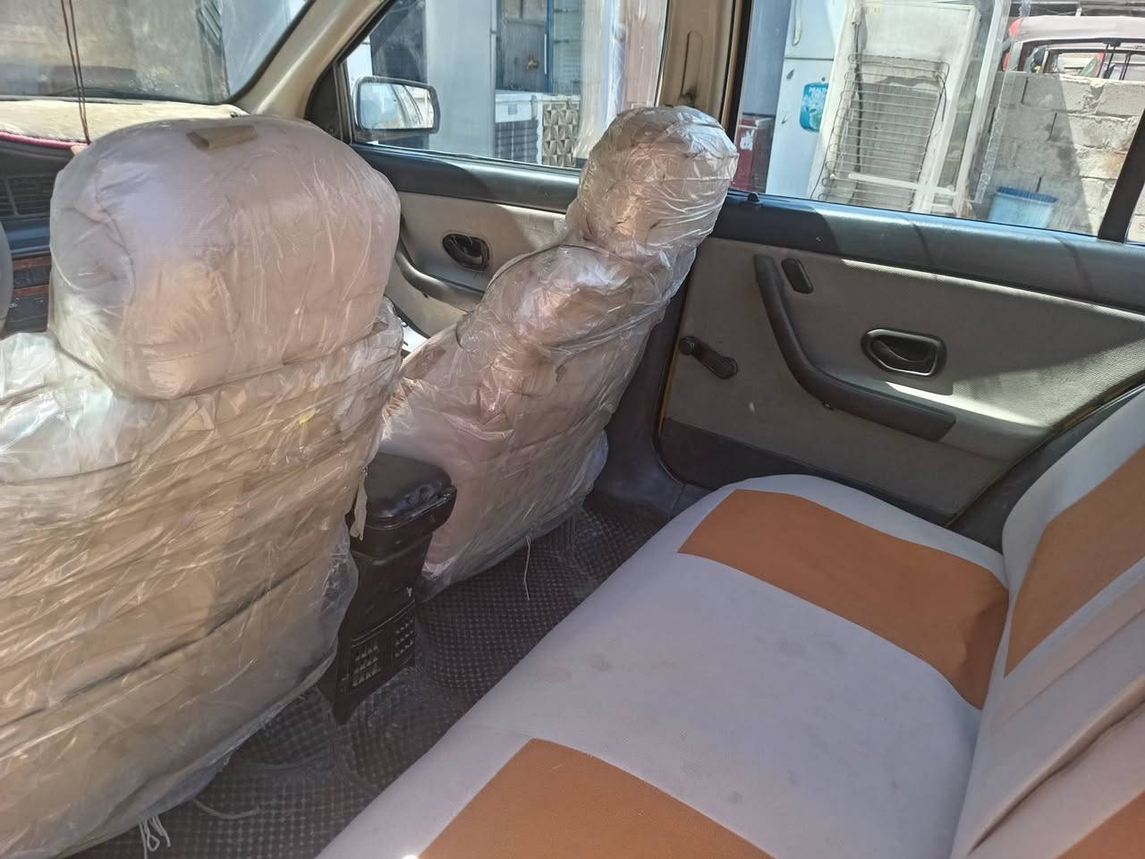 من رخصة مدير الكروب. سمند للبيع او مراوس بخصوصي  سياره نضيفه يرادلهه ترتيبات بسيطه تبريد شغال كير ومحرك وكشر خير من الله السعر ٣٤ وبيهه مجال للطيبين *********** @@@
