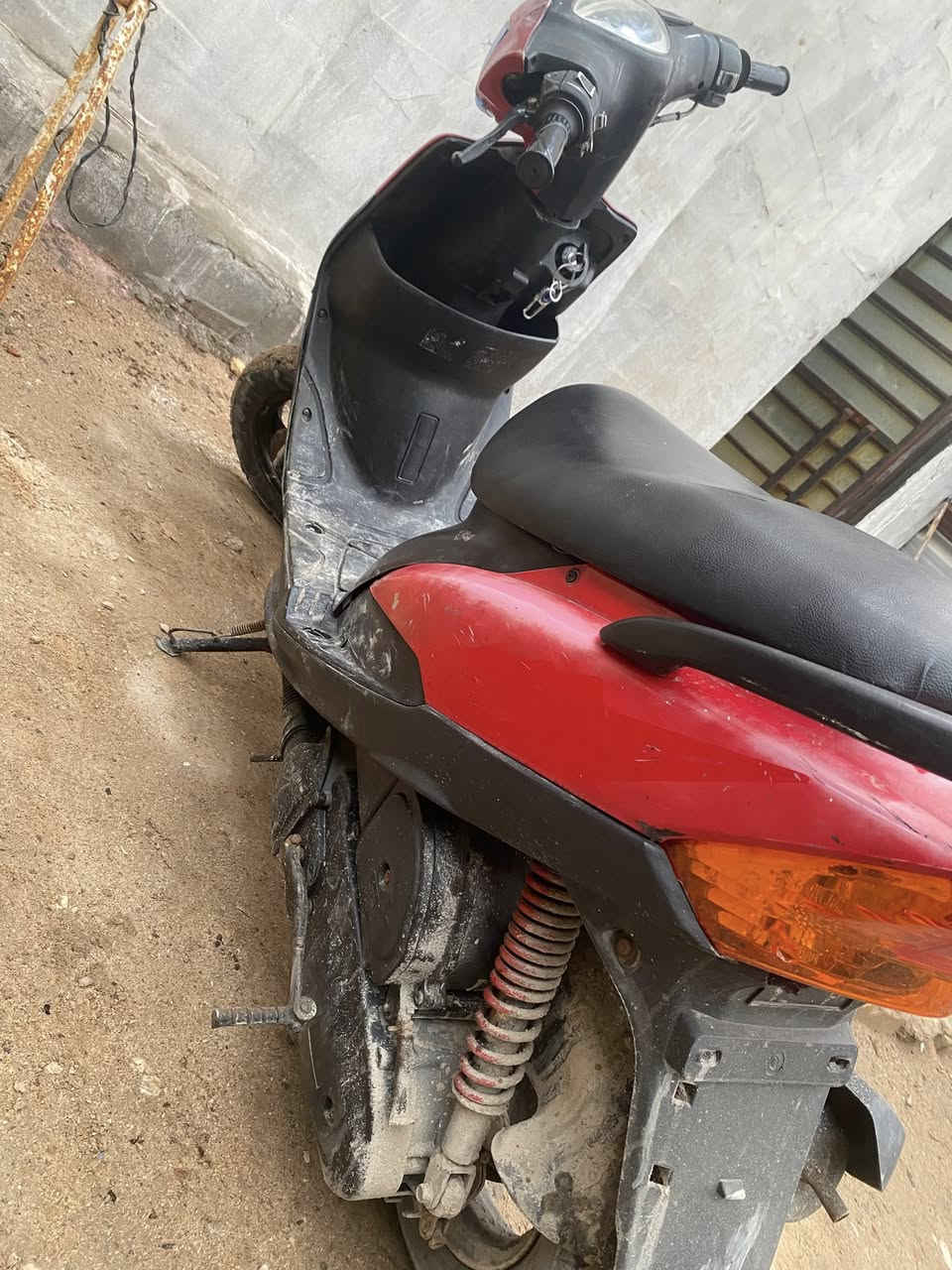 ماكس للبيع. المكان كرمه علي متواجد ***********شريحه واتساب سعره 500
