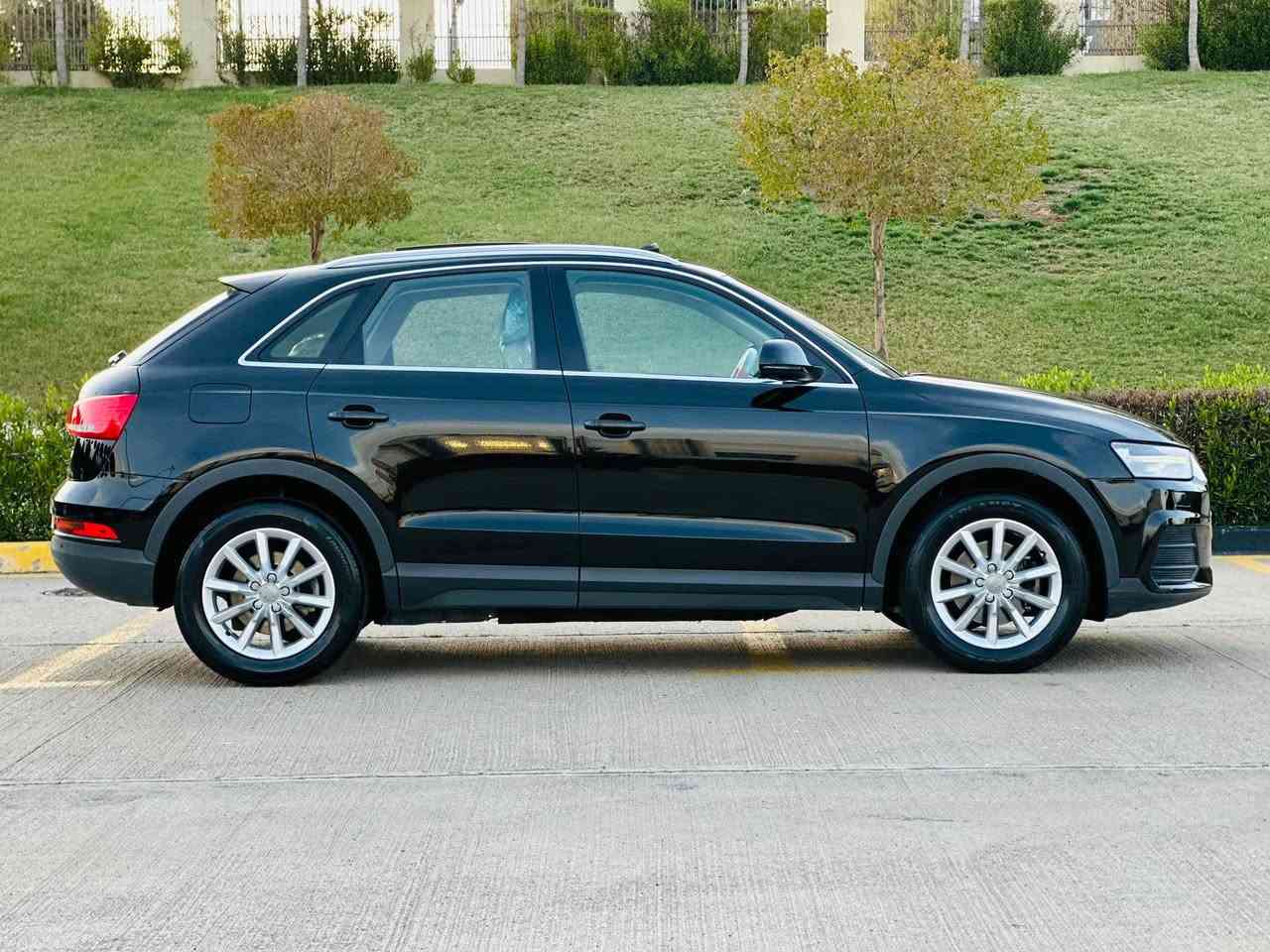 ‎‏﷽

AUDI Q3 - 2017 - QUATTRO 📦🖤 

ئاودی Q3 2017 کواترۆ 

سعر مناسب بلاش 136$ و مەجالێکی برایانە 

مواسەفات خلیجی فوول 
سەیارەکە خلیجییە و سفری شەریکەی ئێرەیە 
سەیارەکە بەس بۆنیدی بۆیاخە بێ دەعم و ئیرباگ 
بە شەرت 
سەنەوی و ڕەقەمی تازەیە تا ٢٠٣٠ 
١٤٨ هەزار کیلۆمەتر ڕۆشتووە زۆۆر تازە ماوەتەوە 
گێڕ و مەکینە و کارەباییات و هەموو شتێکی بە شەرت 
سەیارەکە ٤ بستۆنی بانزینە زۆر زۆر ئیقتیسادی و زۆر بەقوەتە زۆر بێ مەسرەف و بێ سەر ئێشەیە 
تەقە و ڕەقەی تیا نییە بە شەرت زۆر توند و تۆڵە 
سارد و چاڵ و شوختی نییە 
هیچ نوقسانی تیا نییە سەیارەکە بۆ هیچ مەگەڕێ 
هەموو گیانی لەسەر دەقی شەریکە ماوەتەوە 

مواسەفات : 

پانۆراما 
ناو زەرد 
کوشن جلد 
کوشن کارەبا 
تەبرید مەرکەزی 
حاسە 
شاشە 
برێک بەسمە 
ئۆتۆ ستارت ستۆپ 
ئۆتۆ هۆڵد 
تراکشن کۆنترۆڵ 
گێڕ ئۆتۆماتیک و عادی 
گێڕ سپۆرت 
لایت ئۆتۆ 
لایت LED و عەدەسە و زینۆنی بیلاد 
لایتی ناوچەی کوێر و لایتی تەم 
ئاوێنەی دژە فوول 

زۆر مواسەفاتی تر 

هەموو گیانی سەیارەکە لەسەر دەقی بیلادی ماوەتەوە و هەموو گیانی بە شەرت 

سعر مناسب بلاش 136$ و مەجالێکی برایانە

📞 0772 531 4474 السليمانية, العراق
